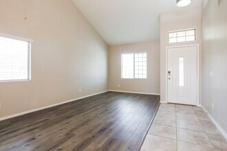 8502 W Luken Way in Tolleson, AZ - Building Photo - Building Photo