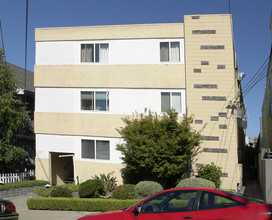 317 Warwick Ave in Oakland, CA - Building Photo - Building Photo