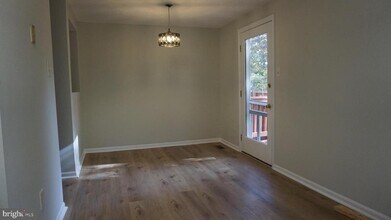 6068 Laurel Wreath Way in Columbia, MD - Building Photo - Building Photo