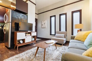 1208 E Thomas St, Unit SI ID1324809P in Seattle, WA - Building Photo