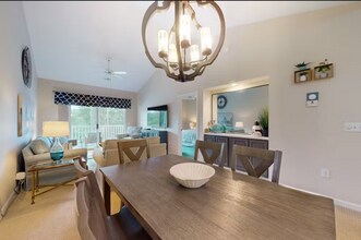 616 River Oaks Dr in Myrtle Beach, SC - Building Photo - Building Photo