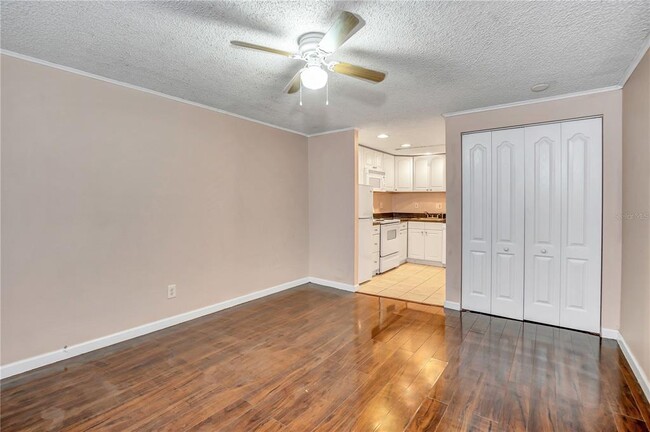 4031 E Michigan St in Orlando, FL - Building Photo - Building Photo