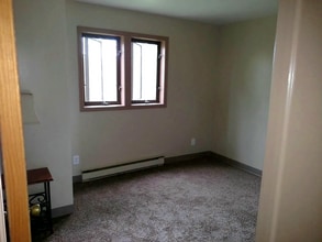 7555 Southwestern Blvd, Unit #Apartment in Eden, NY - Building Photo - Building Photo