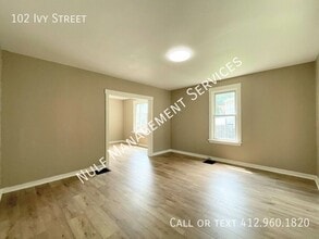 102 Ivy St in Turtle Creek, PA - Building Photo - Building Photo