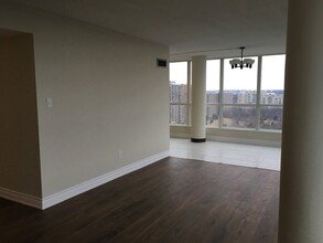 3 Rowntree Rd in Toronto, ON - Building Photo - Building Photo