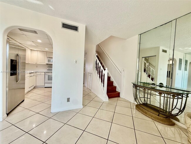 property at 1401 S Federal Hwy