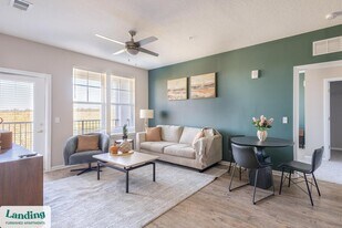 4787 Houston Rd in Florence, KY - Building Photo