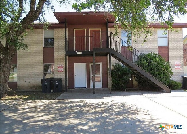 property at 1602 Benttree Dr