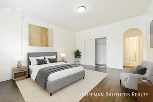 913 Grattan St in Los Angeles, CA - Building Photo