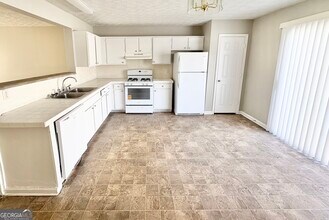 408 Bainbridge Dr in Mcdonough, GA - Building Photo - Building Photo