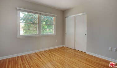 1440 Elkgrove Cir in Los Angeles, CA - Building Photo - Building Photo