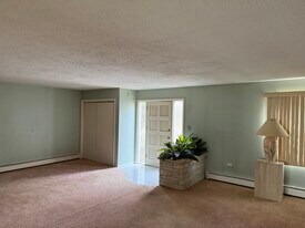 139 Lincoln Hwy in Edison, NJ - Building Photo