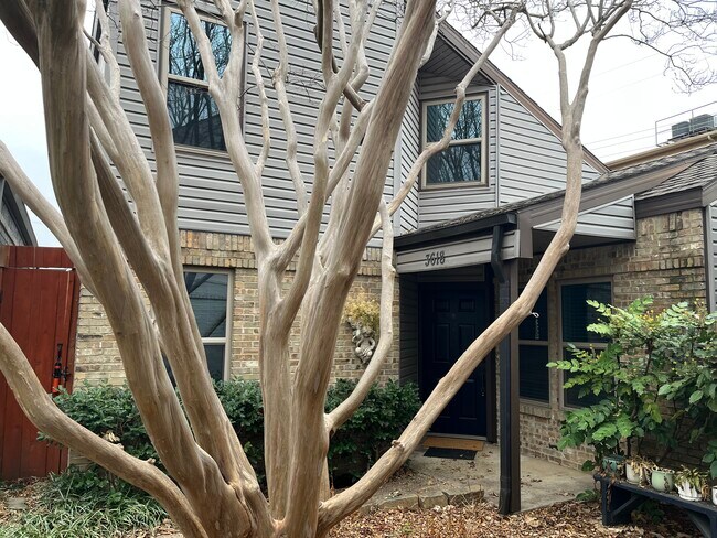 3618 Word St in Dallas, TX - Building Photo - Building Photo