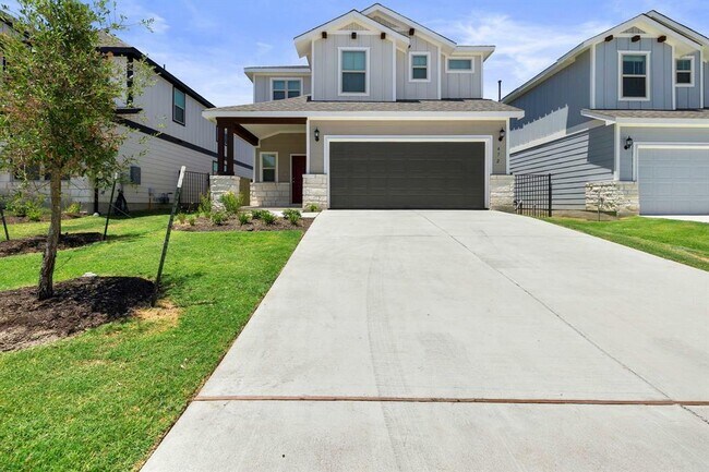 property at 472 Pickrell Lp