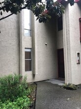 19 Redwood Ct in Santa Rosa, CA - Building Photo - Building Photo