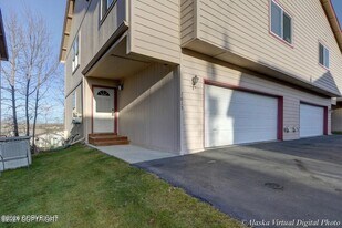 7615 Melody Commons Ct in Anchorage, AK - Building Photo