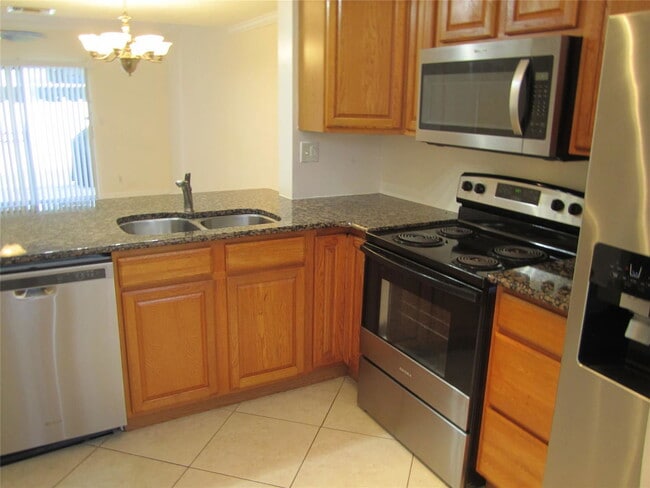 2859 NE 15th St in Pompano Beach, FL - Building Photo - Building Photo