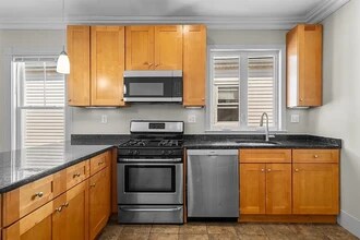 11 Woodlawn St, Unit 3 in Boston, MA - Building Photo - Building Photo