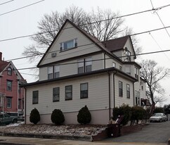 153 Linden St in Everett, MA - Building Photo