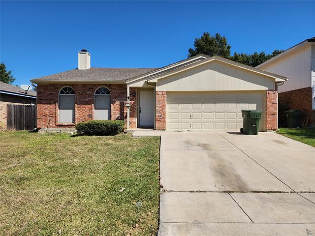 607 Hollyberry Dr in Mansfield, TX - Building Photo