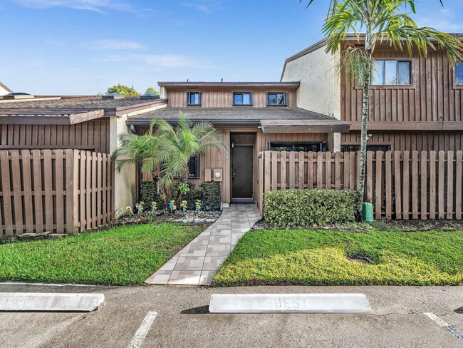 property at 4182 S Pine Island Rd