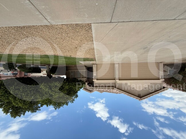 property at 1445 S Park Grove Cir