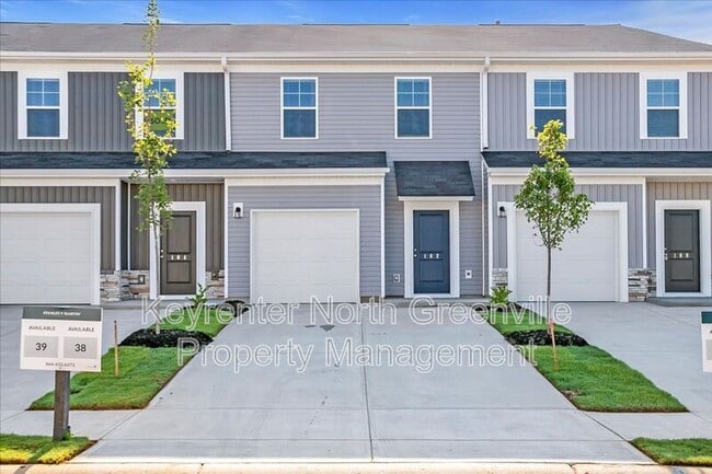 102 Randwick Ln