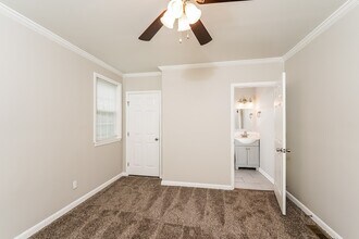204 Ashley Dr in Pell City, AL - Building Photo - Building Photo