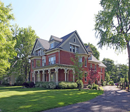 Apartment in Rochester, NY - Building Photo - Building Photo