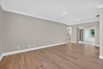 905 Shore Dr in North Palm Beach, FL - Building Photo - Building Photo