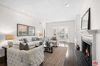 523 Avondale Ave in Los Angeles, CA - Building Photo - Building Photo