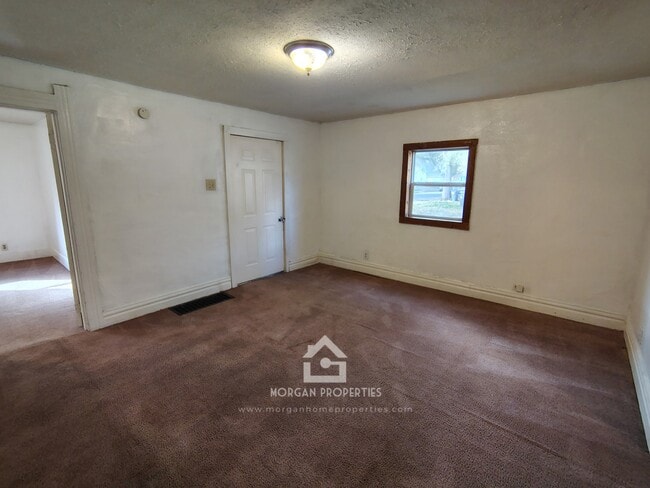 2304 Hendricks St in Anderson, IN - Building Photo - Building Photo