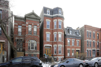 1837 W. Evergreen Avenue in Chicago, IL - Foto de edificio - Building Photo