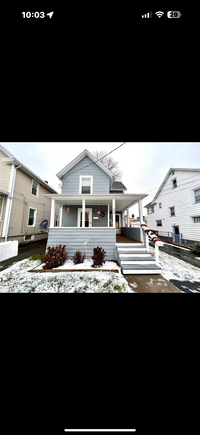 229 W Elm St, Unit Apt 1 in East Rochester, NY - Foto de edificio - Building Photo