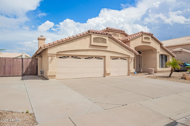 12422 W Monte Vista Rd in Avondale, AZ - Building Photo - Building Photo