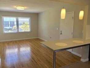1723 Penmar Ave-Unit -N/A in Los Angeles, CA - Building Photo - Building Photo