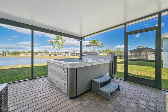 8908 Cascade Price Cir