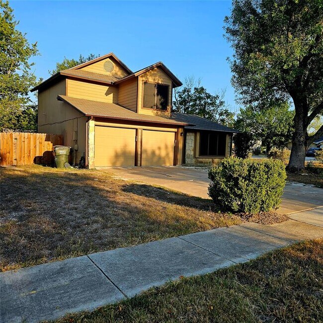 409 El Secreto St in Buda, TX - Building Photo - Building Photo