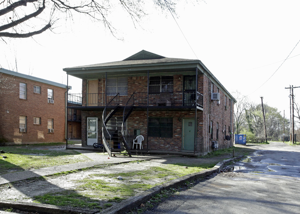 369 Mclemore Ave in Memphis, TN - Foto de edificio