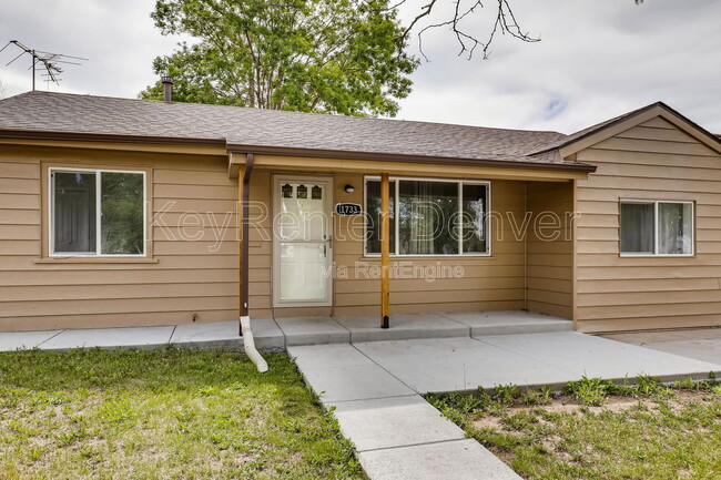 1733 Iola St in Aurora, CO - Building Photo - Building Photo
