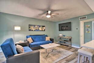 8931 Blind Pass Rd, Unit SI FL2-ID1545677P in St Pete Beach, FL - Building Photo