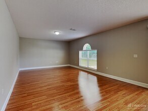 1083 Ronlin St in Haines City, FL - Building Photo - Building Photo
