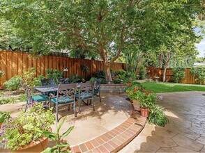 1431 Whitehall Pl in Westlake Village, CA - Building Photo - Building Photo