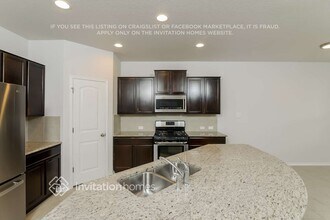 13815 Murphy Haven in San Antonio, TX - Foto de edificio - Building Photo