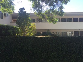 Royal del Mar Apartments