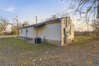 212 Salinas Rd in San Marcos, TX - Building Photo - Building Photo