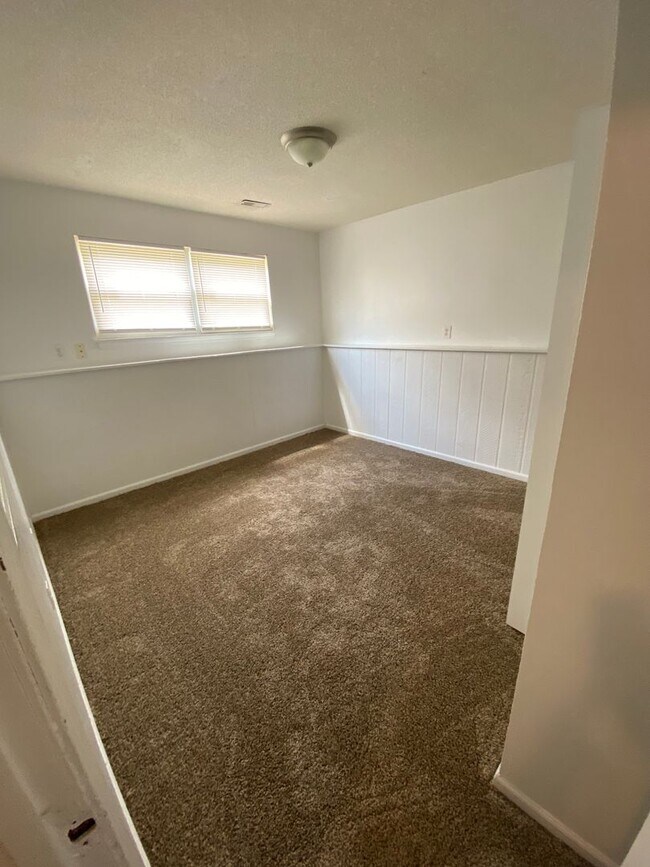 501 W Mauller Rd-Unit -Unit A in Columbia, MO - Foto de edificio - Building Photo