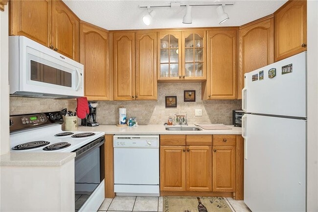 property at 1500 Demere Rd