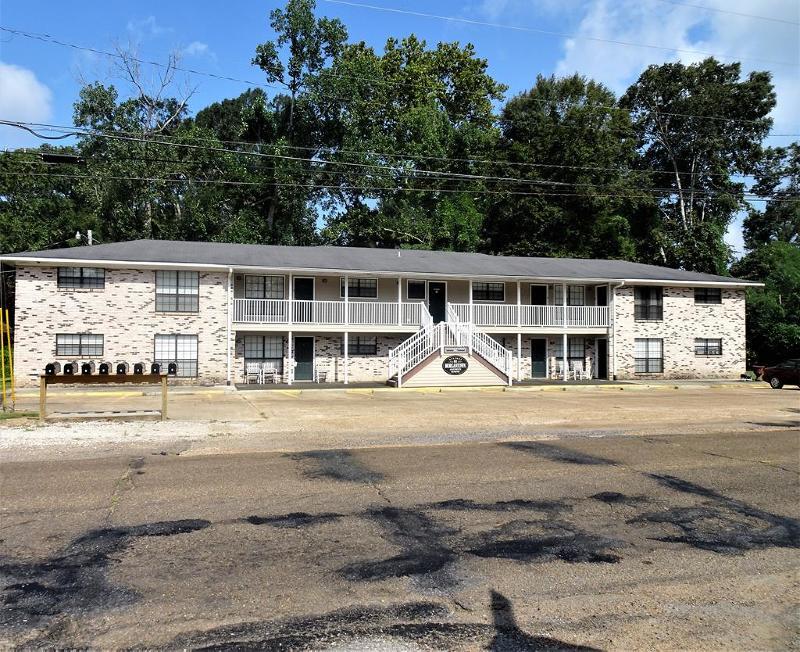 52 Morgantown Rd in Natchez, MS - Building Photo