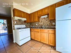 3204 Comanche Rd NE in Albuquerque, NM - Building Photo - Building Photo